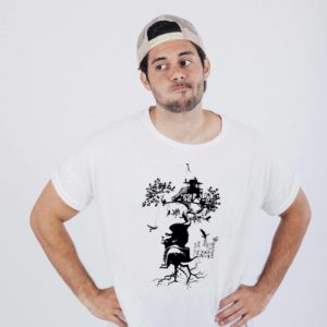 Hébergement insolite : cabane dans les arbres, ambiance nature et détente.