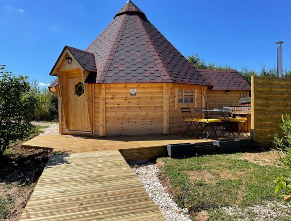 13C87C58-CC09-47CE-9C0C-0E87FE5C6D5C