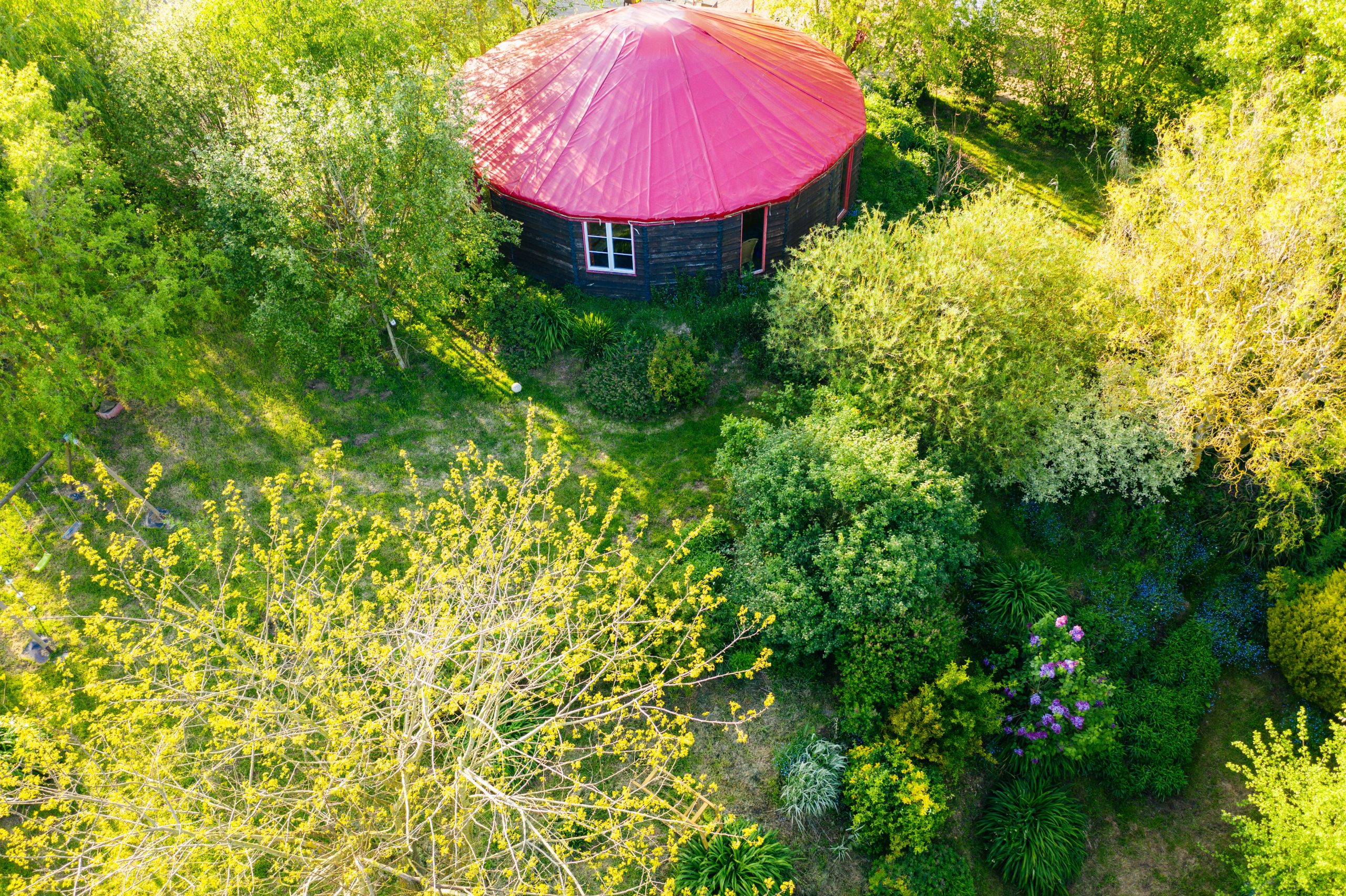 Au-Bonheur-Nomade-Magic-Yourte-Exterieur-2-scaled