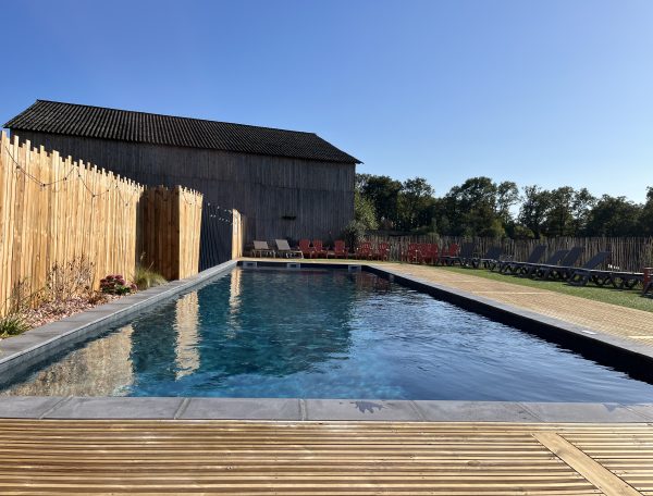 3E42BB14-0D11-4B96-B869-BB591A0989BF