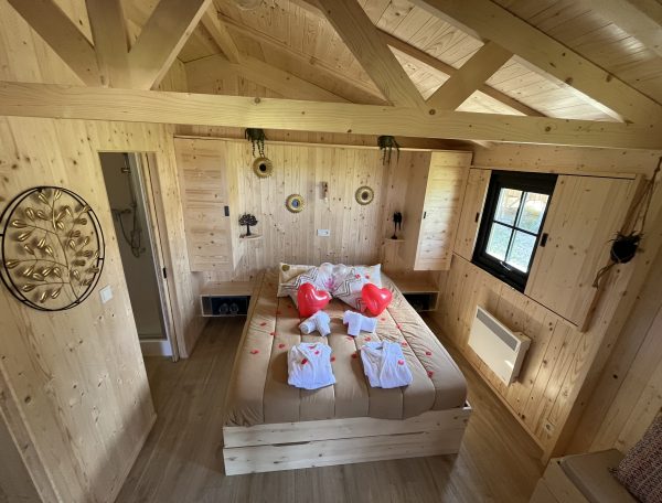 48E89E69-4CB0-4CFD-B94D-DB1C9172E2AE