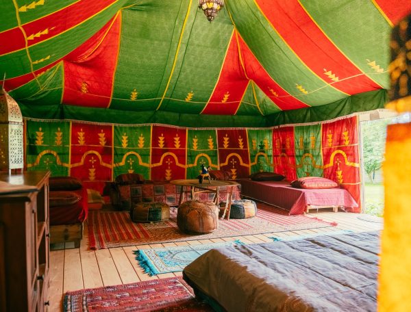 Au-Bonheur-Nomade-Interieur-Tente-Caidale-Marocaine-4-10m