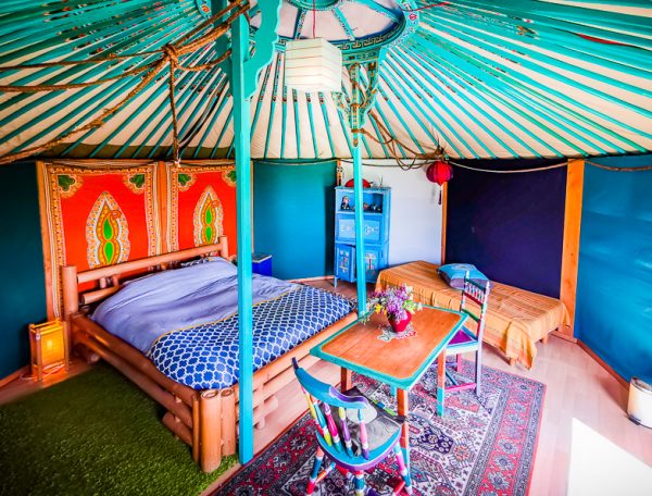 Au-Bonheur-Nomade-Yourte-ciel-interieur-1