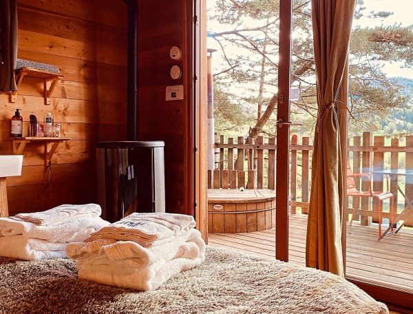 63F5325D-984C-40F7-93B6-4618DDE3B23E