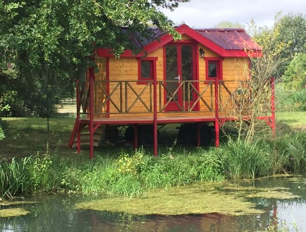 75a0ea_5b03ba21c8024eebb43a2e05d57660a6~mv2_d_3264_2448_s_4_2_SMALL_compressed