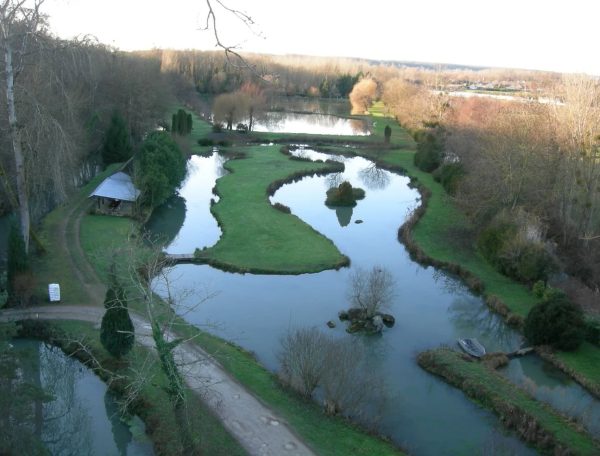 75a0ea_f1320b57b49446d98998f740f8eb3ab1~mv2_SMALL_compressed