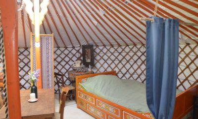 Yourte maxi 4 personnes– Le Portillon des Fées