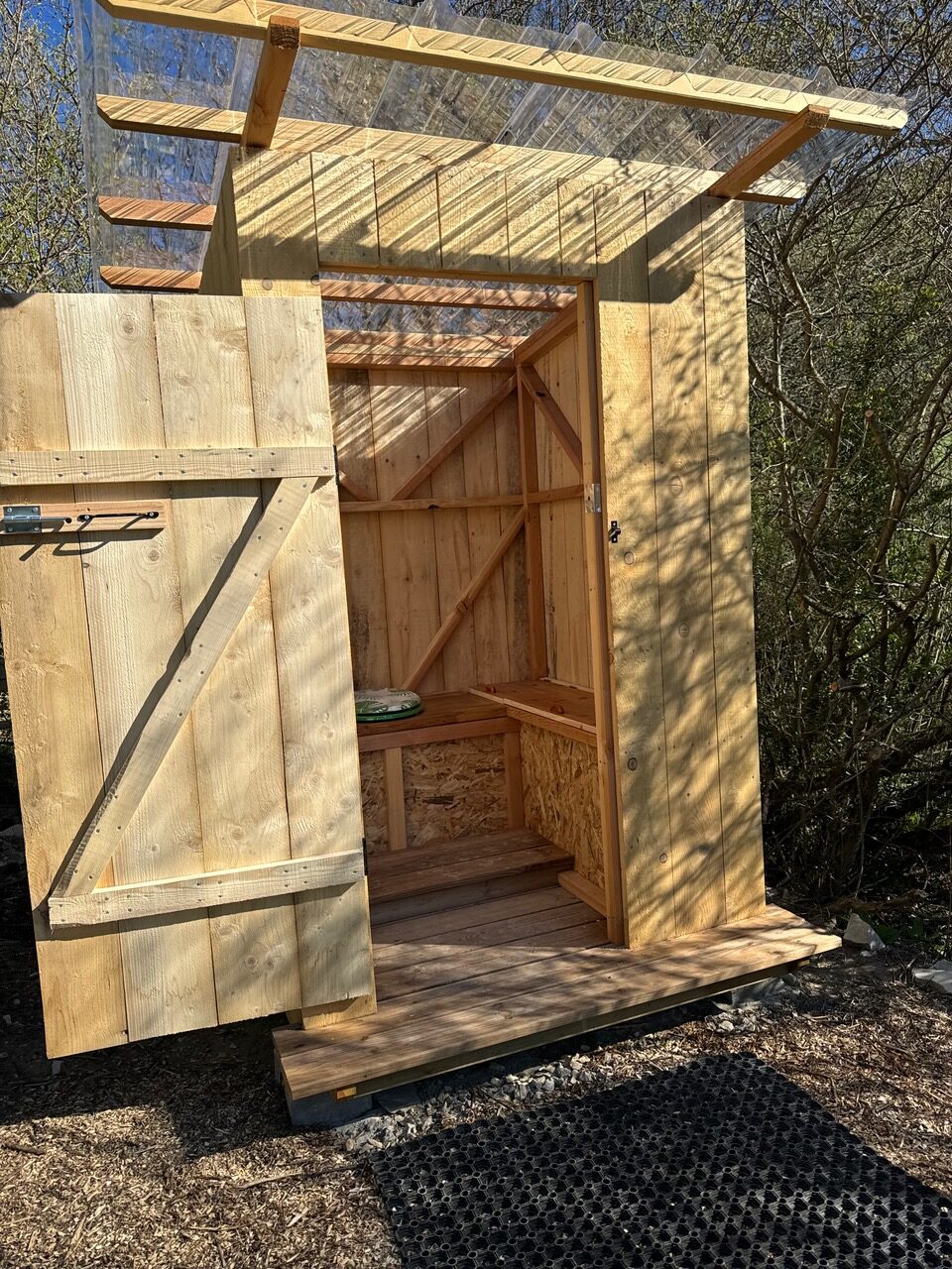 la-cabane-nature_Ecogites-dans-les-Hautes-Alpes8-rotated